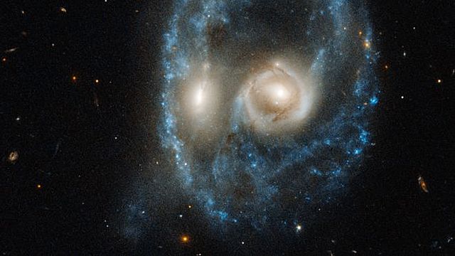 Hubble demuestra que hay galaxias fuera de la Via Lactea