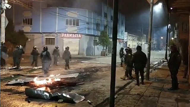 Graves enfrentamientos en El Alto tras la llegada de Camacho
