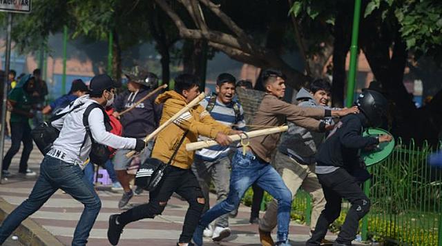 Videos de la violencia y los enfrentamientos en Cochabamba
