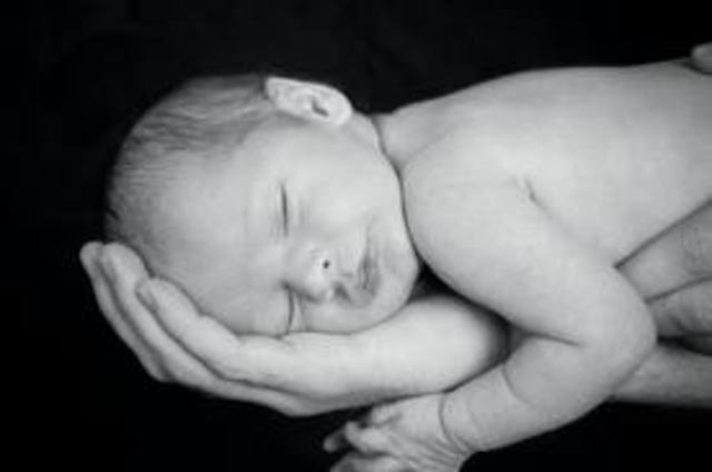 Supreme Court rules to legalize abortion in the Roe v. Wade case