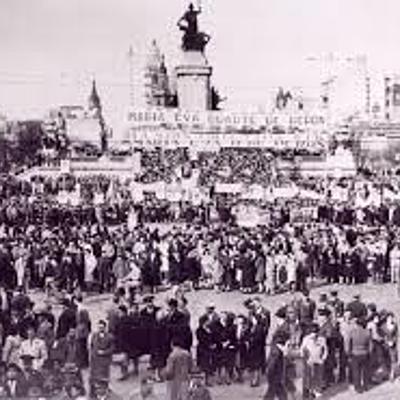 Timeline: Las mujeres en nuestra Constitucion Nacional