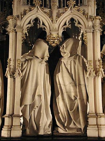 Características de la Escultura Gótica del Siglo XIV