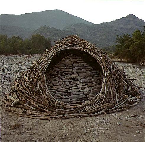 Camille - Dispositif nomade et monstration éphémère // Andy Goldsworthy