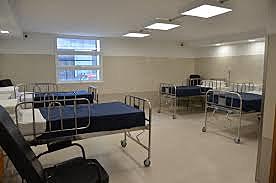 Camas para atención de problemas mentales