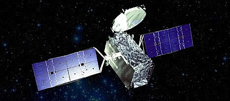 La URSS lanza su primer satélite geoestacionario de telecomunicaciones.