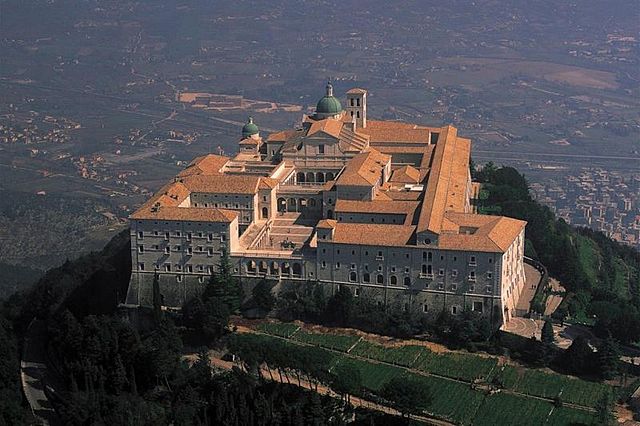 Samostan Monte Cassino