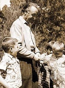 Freinet , Celestin (1896-1966)