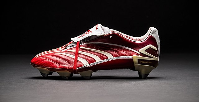 botas de fútbol Adidas Predator "Absolute"