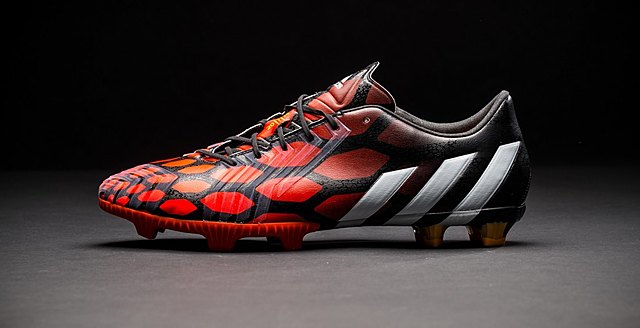 Botas de fútbol Adidas Predator “Instinct”