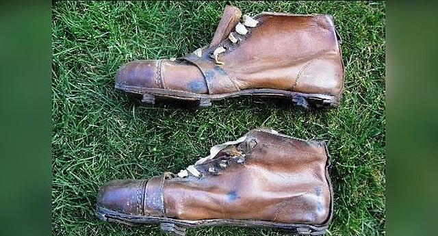 El primer zapato de fútbol de la historia