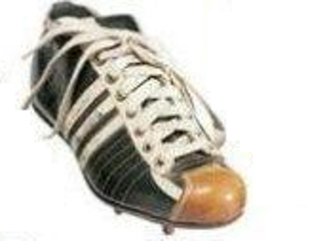 El cuarto zapato de fútbol de la historia