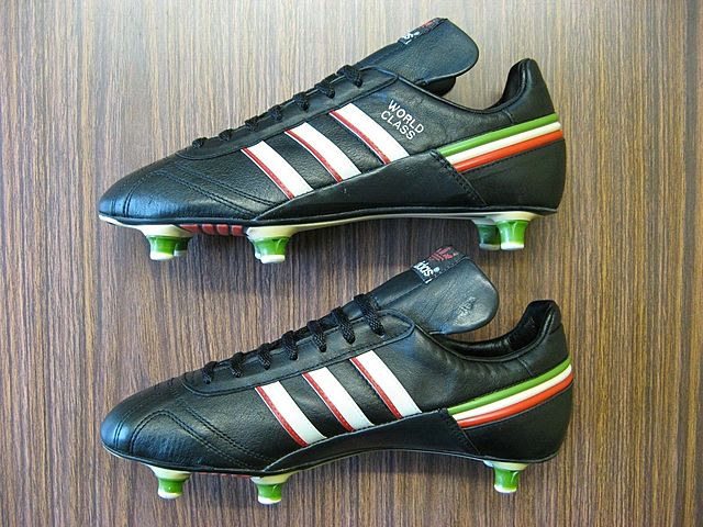 El octavo zapato de fútbol de la historia