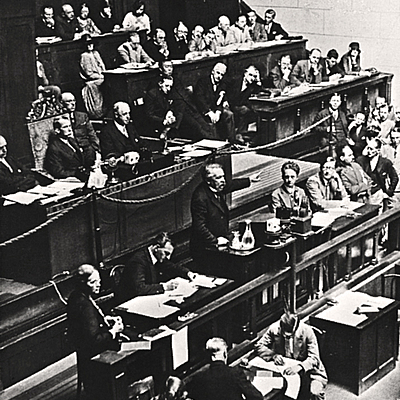 Timeline: Etterkrigstiden i Norge