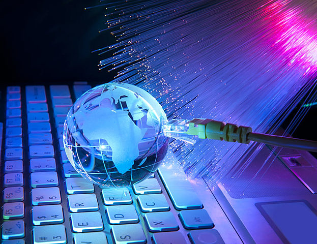 EL NACIMIENTO DE LA INTERNET