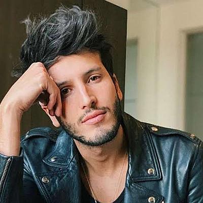 Timeline: Sebastián Yatra