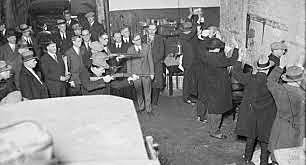 St. Valentine’s Day Massacre (1929)