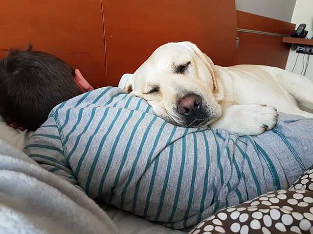 En Gass ja te 2 nays