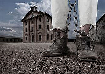 First Fleet arrives in Australia