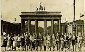 Instituto de Acción Social.