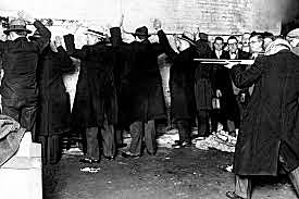 St. Valentine’s Day Massacre (1929)