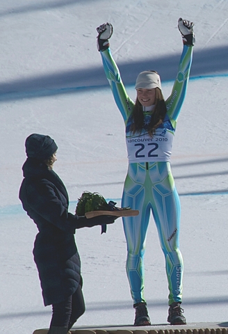 Smučarka Tina Maze je osvojila veliki kristalni globus.
