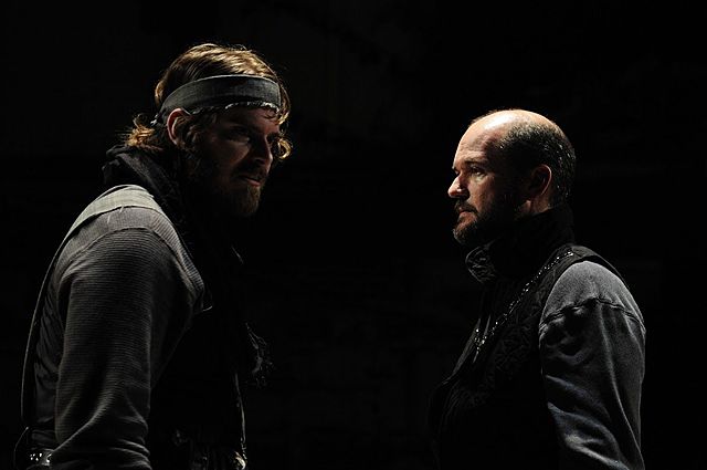 Ross and Macduff Discuss