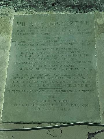 La storia passa da qui