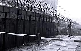 Construcción del muro de Berlín.