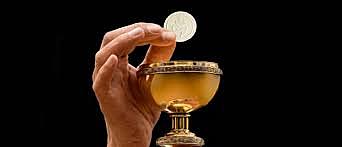 1820 First official Catholics priests arrive