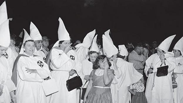 Dissolució del Klan