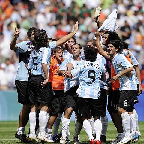 win second consecutive olimpic games