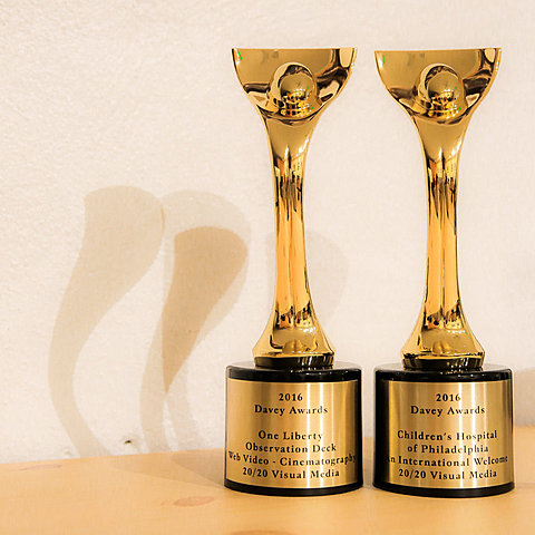 Marie Curie and Pierre Curie gets a medal