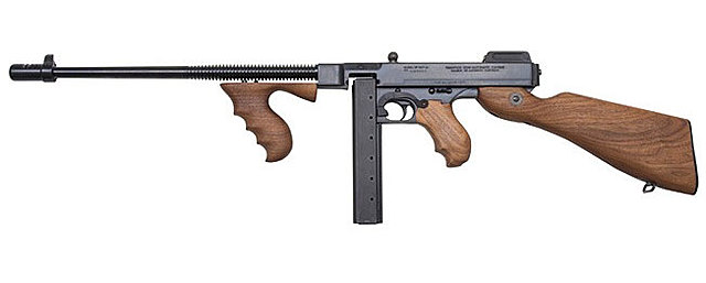 Capone orders the st valentines day massacre against members of the north side gang