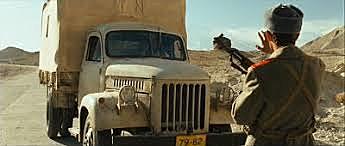 Baba and Amir leave Kabul for America