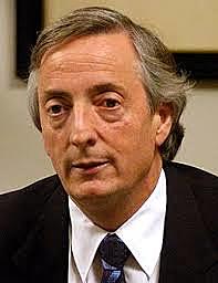Asume la presidencia Nestor Kirchner