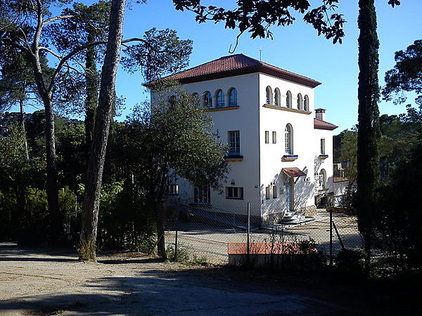 I started P3 at "Escola Els Xiprers"