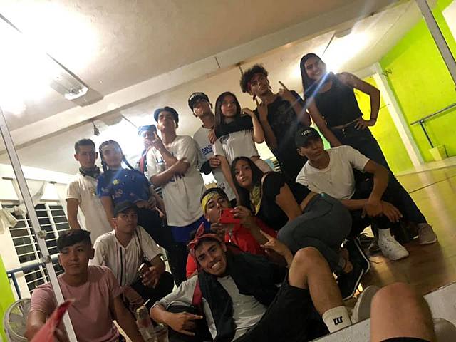 Bailarin Oficial de MAKEN TWIST