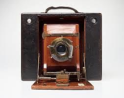 Eastman y la cámara instantánea