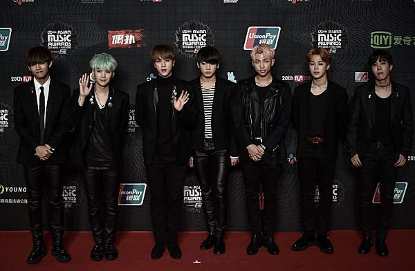 Η πρώτη τους νίκη στα βραβεία MAMA