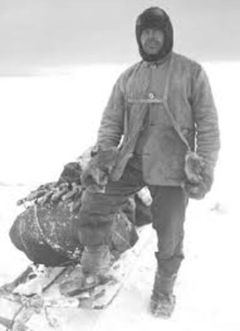 Robert Scott Starts First Expedition