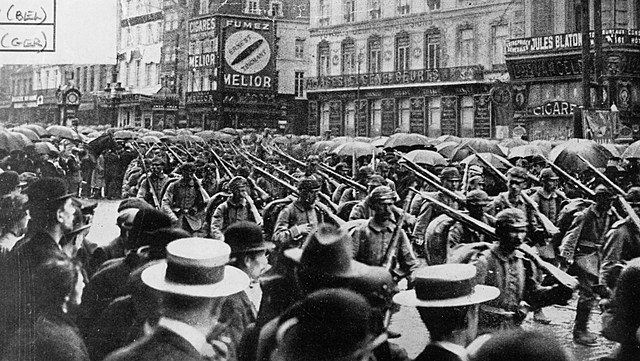 Germany invades Belgium. Britain declares war on Germany