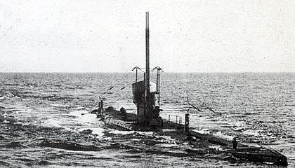 Germans began to use submarines against Allied ship merchants