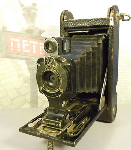 Eastman y la cámara instantánea