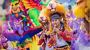 2013 - Colombia se unió a la Convención sobre la Protección de la Diversidad de las Expresiones culturales de la Unesco