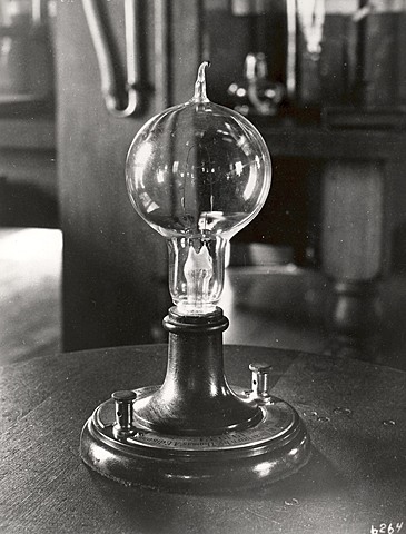 Thomas Edison brings light to the world with the light bulb