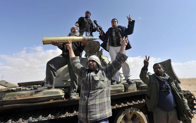 Il comando passa alla Nato