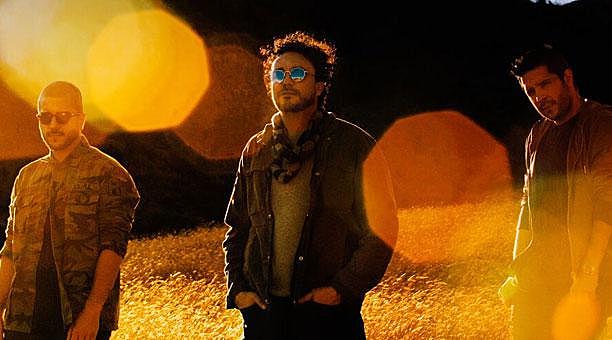 He released the single "Te Voy a Amar" with Cali and El Dandee,