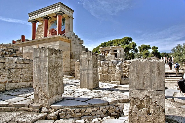 Destrucción de los palacios minoicos