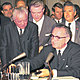 Lyndon johnson signs civil rights act of 1964