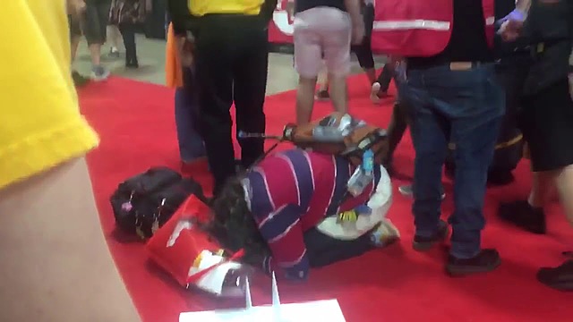 Chris had a mental breakdown in a gamer convention